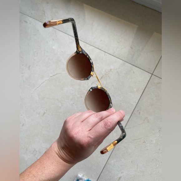 KREWE sunglasses ST. LOUIS CLASSICS COMO TO PETAL 24K - Picture 4 of 7